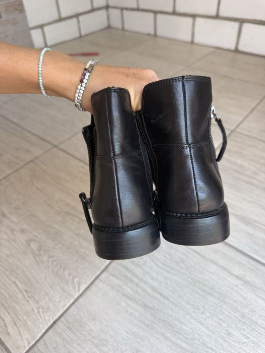 Franco Sarto челсі 38 розмір американський бренд