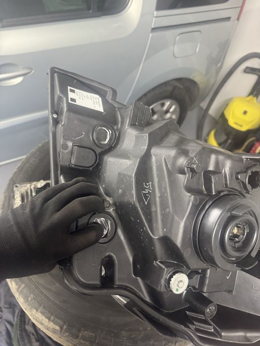 Оригінальна передня права фара Renault Kangoo 2 2008-2013