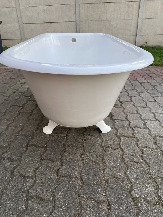 wanna żeliwna po renowacji