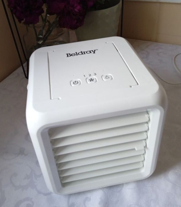 Klimatyzer na biurko stolik