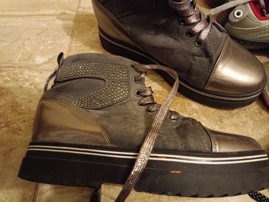 Wyprzedaż pakę 11 par butów rozmiar między 36-38