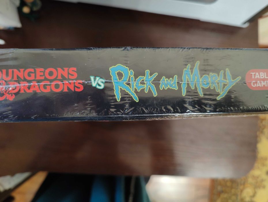 Dungeons & Dragons vs Rick and Morty (бокс-сет настольной ролевой игры