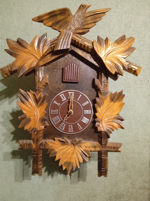 Продам часы настенные