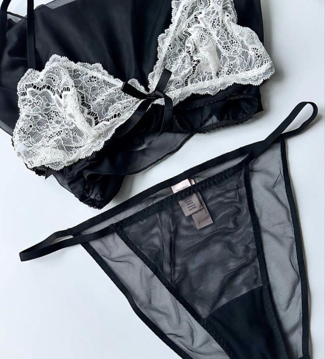Пеньюар з трусиками Victoria's Secret