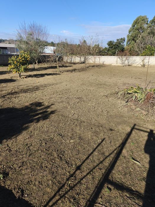 Jardins e afins com dedicação