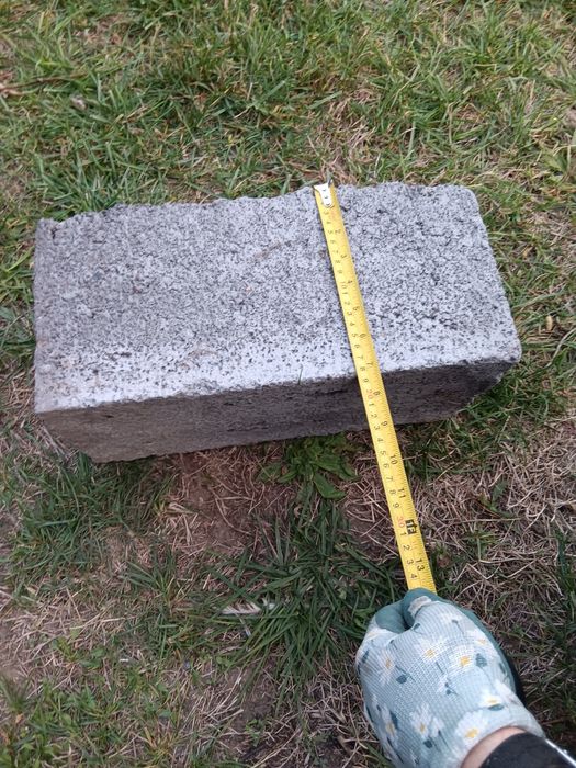 Sprzedam pustaki
