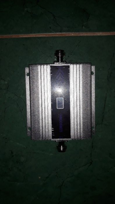 Підсилювач GSM . Репітер трансмітер повторювач 900 MHZ + 2 -ві антени