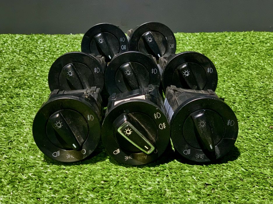 Перемикач світла пеключатель света блок фар румстер Golf4 гольф