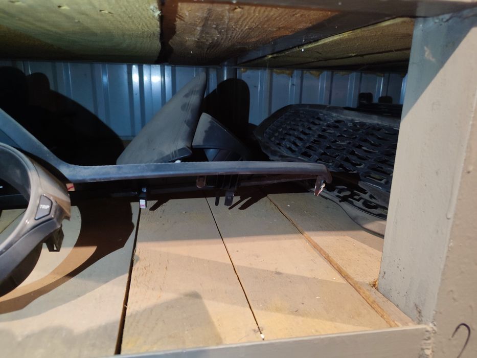 Козирки накладка торпеди на панель приладів Кіа Ріо 3 QB