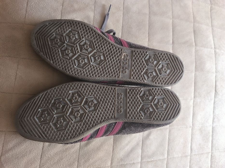 Кросівки adidas TrimmStar