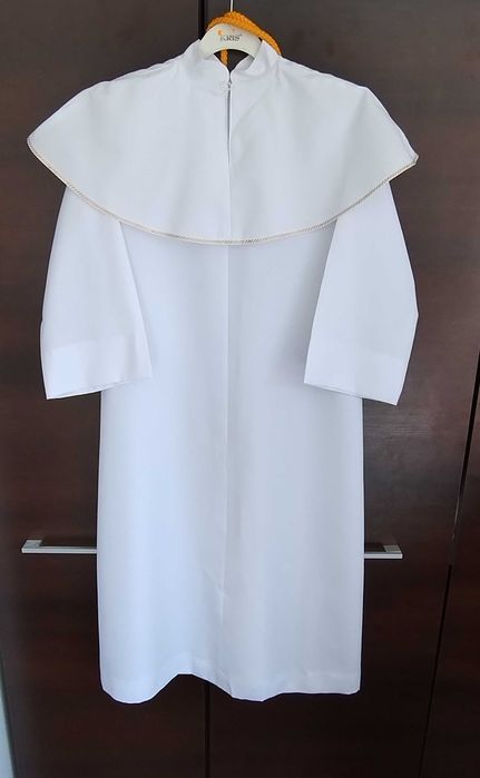 Alba komunijna 146 cm.