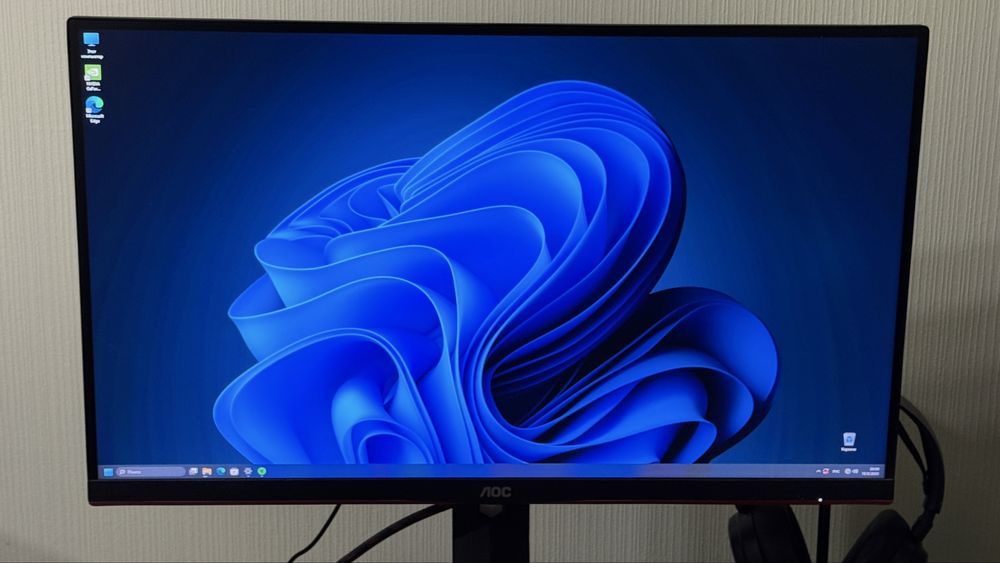 Продається ігровий монітор 27" 144 Гц. AOC Q27G2U