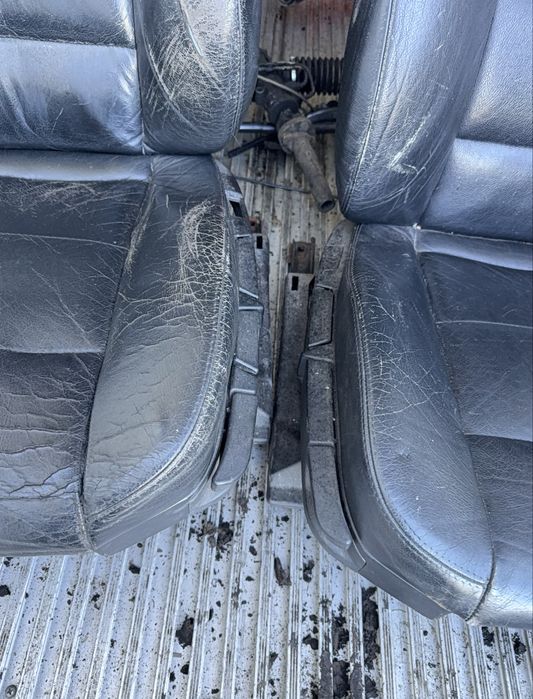 Conjunto de bancos em pele BMW e36  sedan