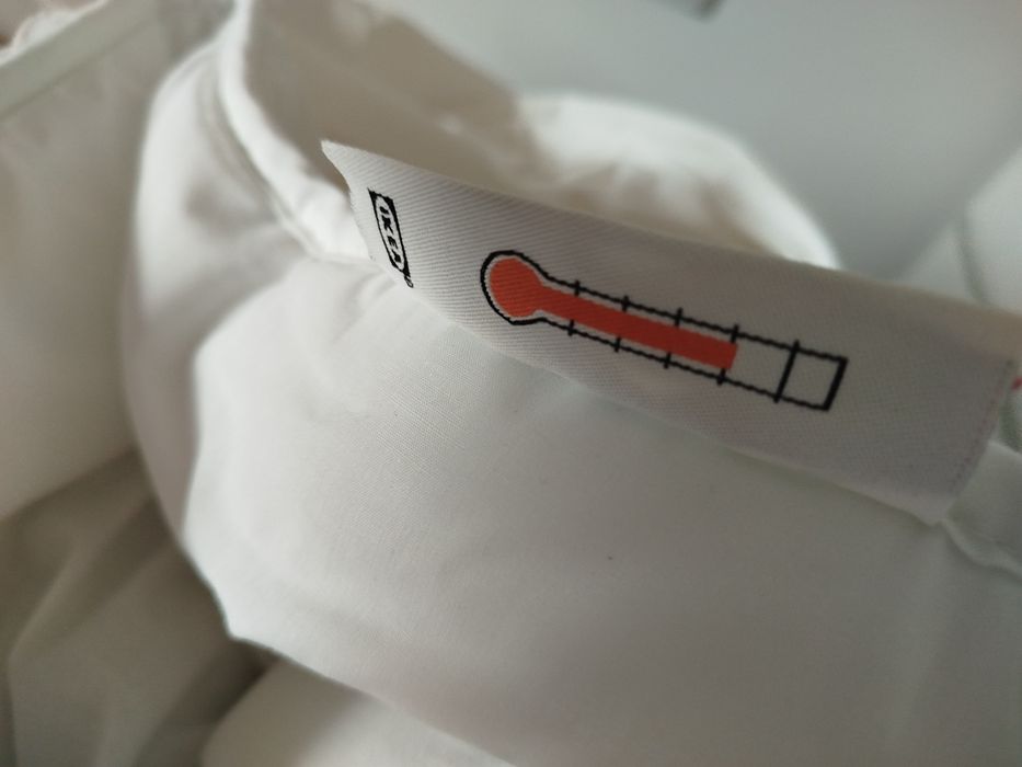 Estrutura da Cama, estrado, colchão, edredão e respectiva capa