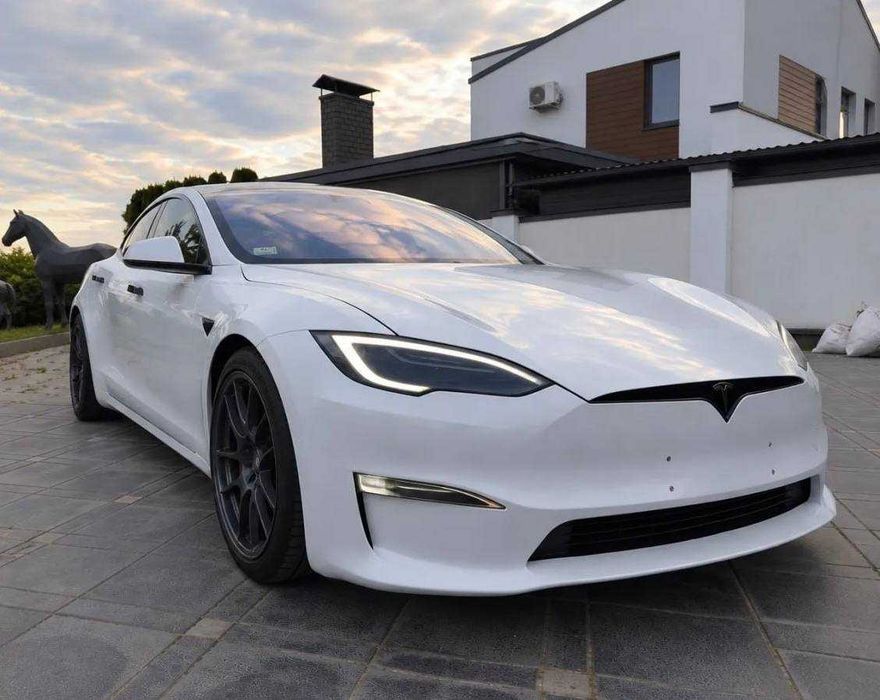 Tesla Model S 2022