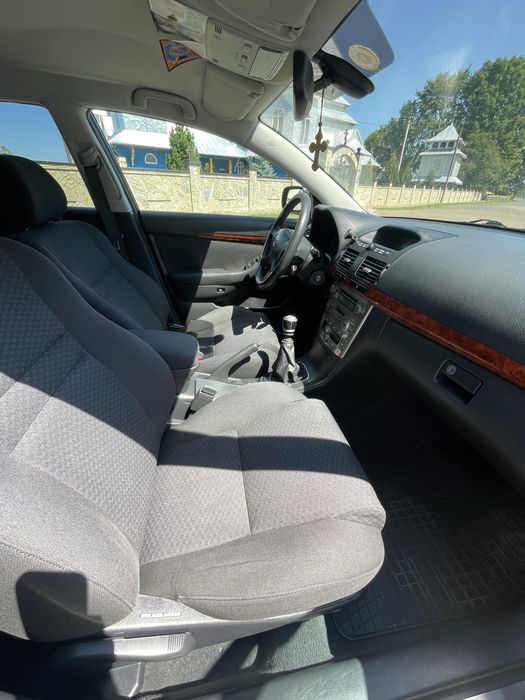 Toyota Avensis т 25, 2,2