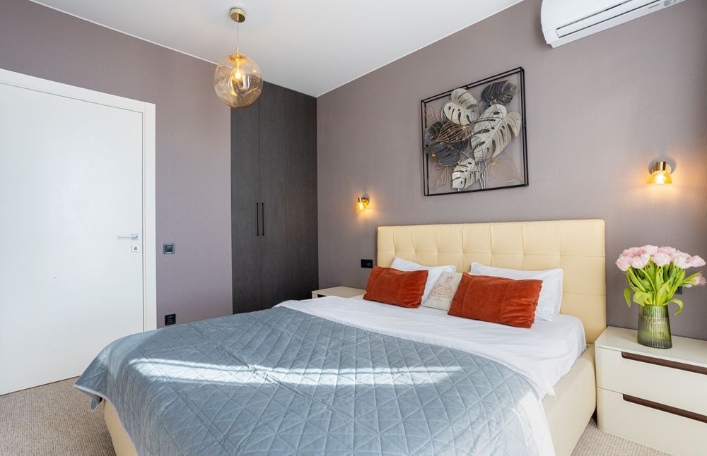 Квартира подобово у "Файна Таун". Салютна, Нивки, Сирець. Сезонний басейн і дитячі майданчики.