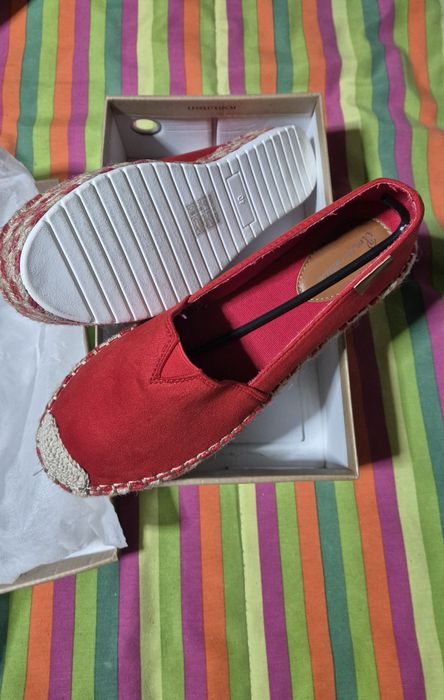Alpercatas vermelhas 40