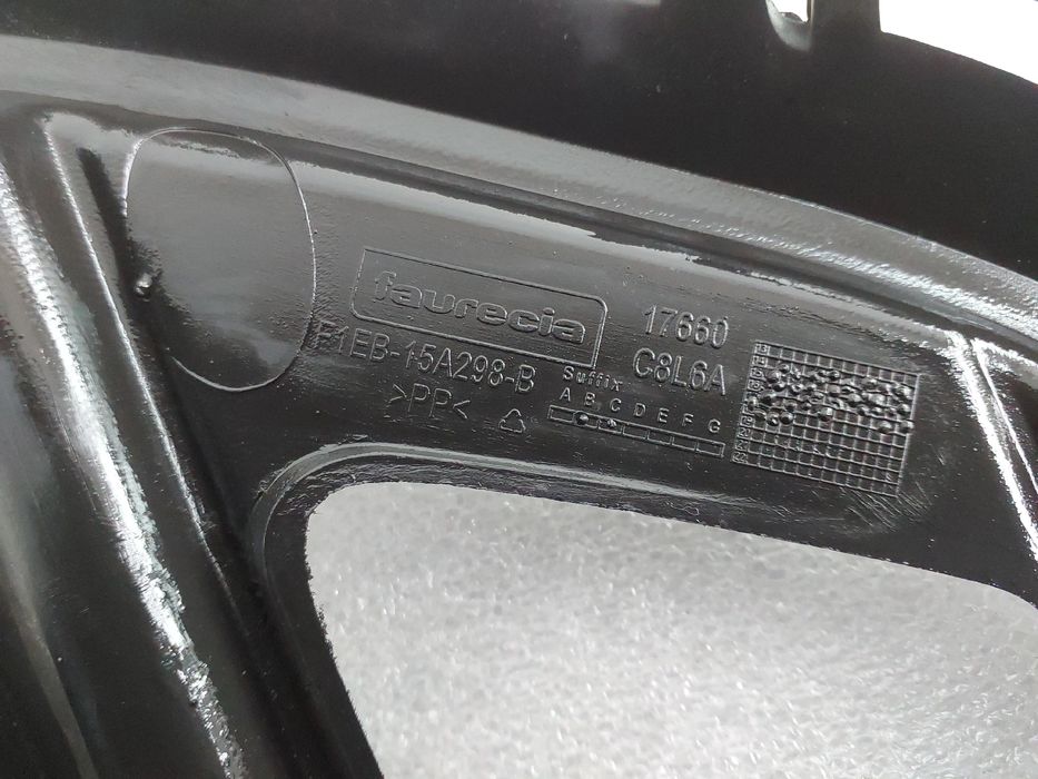 Aro / Mascara Farol Nevoeiro FORD Focus III
