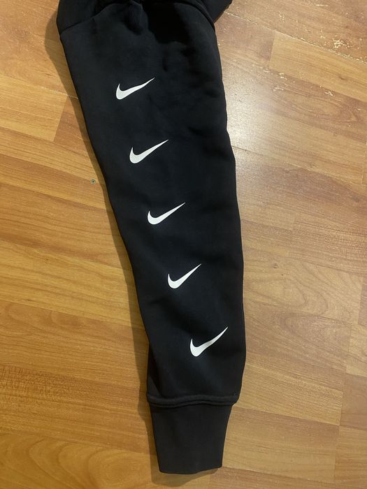 (S) Женское черное худи NIKE SPORTSWEAR SWOOSH HOODIE худі толстовка