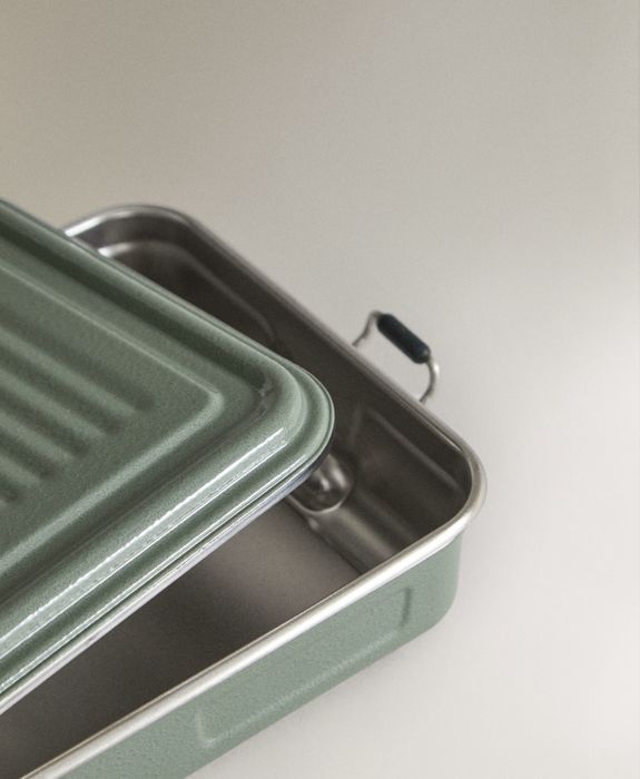 Caixa Hermética Aço Exterior Campismo STANLEY Zara Home NOVO