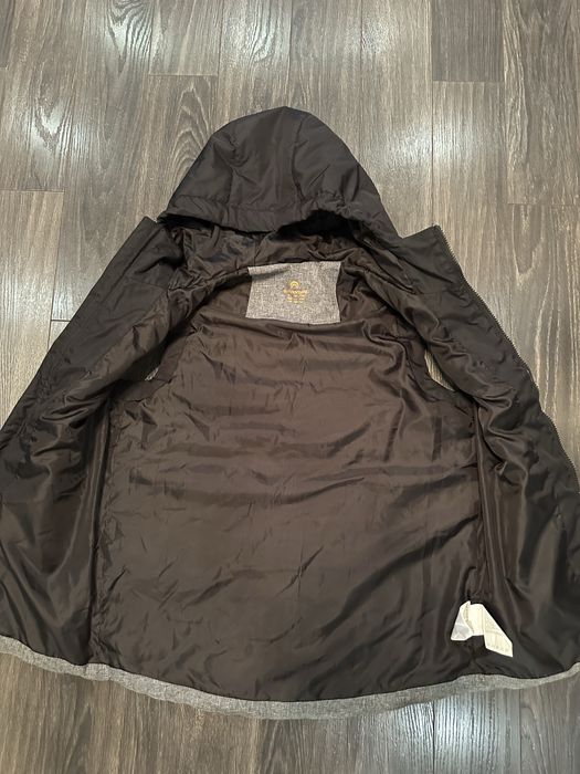 Продам жилетку осень