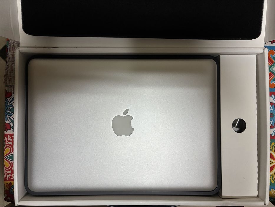 Apple MacBook Pro 13”