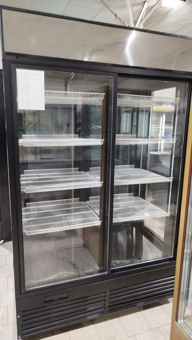 Холодильная Универсальная Витрина АКВАРИУМ С 4.сторон Стекло 016