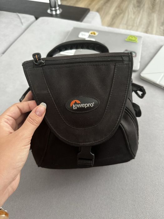 Сумка lowepro nova mini AW