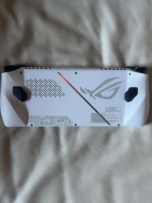 Asus rog ally extreme
