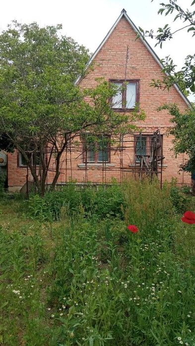 Дача в Рибачому. До озера — 2 хвилини пішки