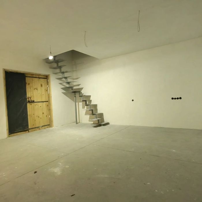 Сдам отдельностоящие помещение.