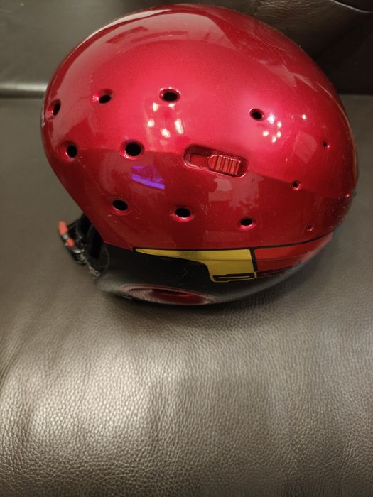 Kask narciarski Salomon