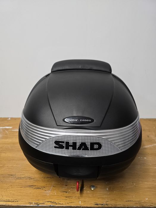 Top case Shad 29 com encosto e suporte nova