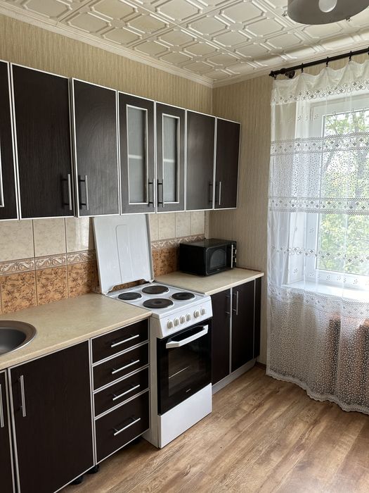 Здам подобово двокімнатну квартиру лікарня Пирогова, Урожай, Госпіталь