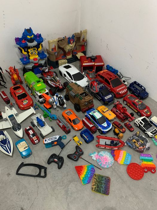 Lote de Brinquedos de Criança diversos