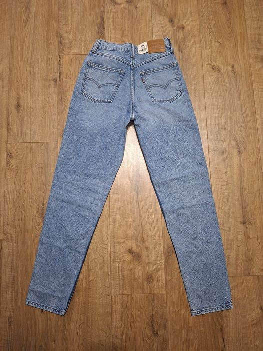 Джинси жіночі Levi's 80s Mom, Premium, 26/30