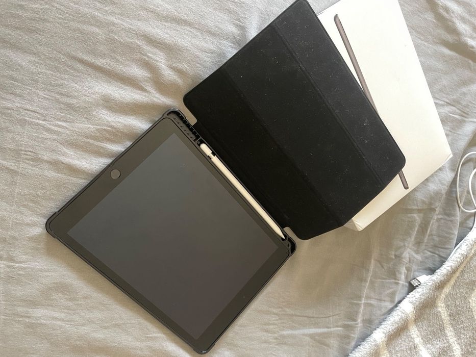 iPad 9.ª Geração 256GB + Apple Pencil 1º + Capa + Caixa Original