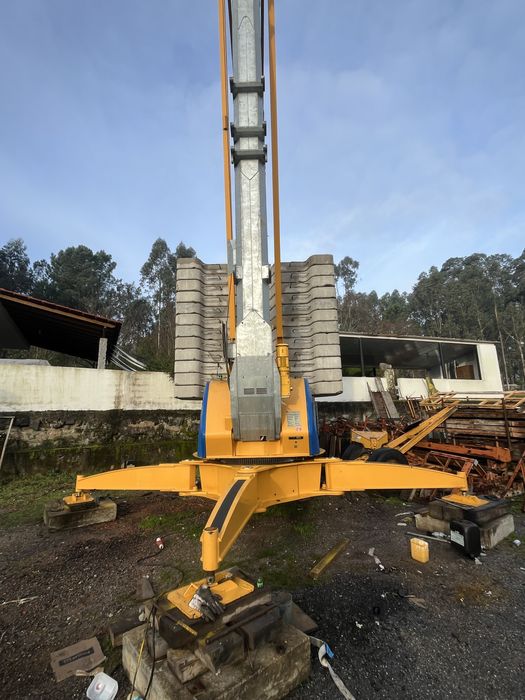 Grua automontante potain igo 50