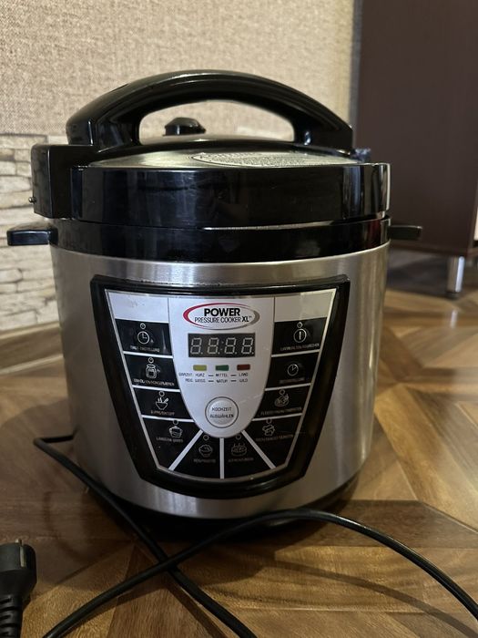 Продам мультиварку.