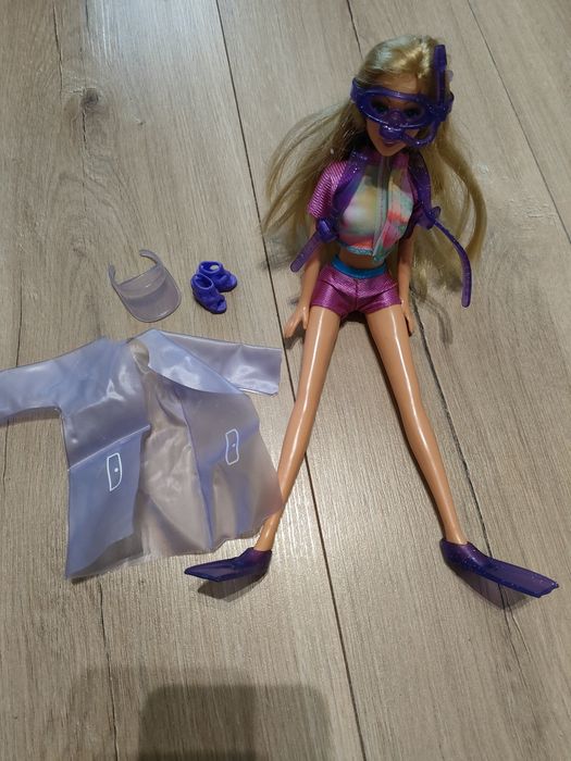 Lalka Barbie pływaczka