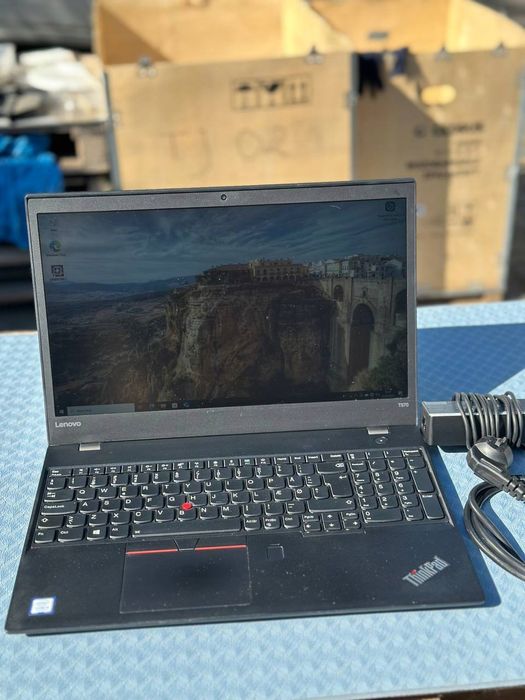 Lenovo ThinkPad T570|i5-7200U|16GB RAM|238GB SSD|Nvidia 940MX|LTE