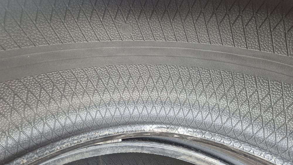 Opony Goodyear Ultra Grip  225/45 R17  4 szt