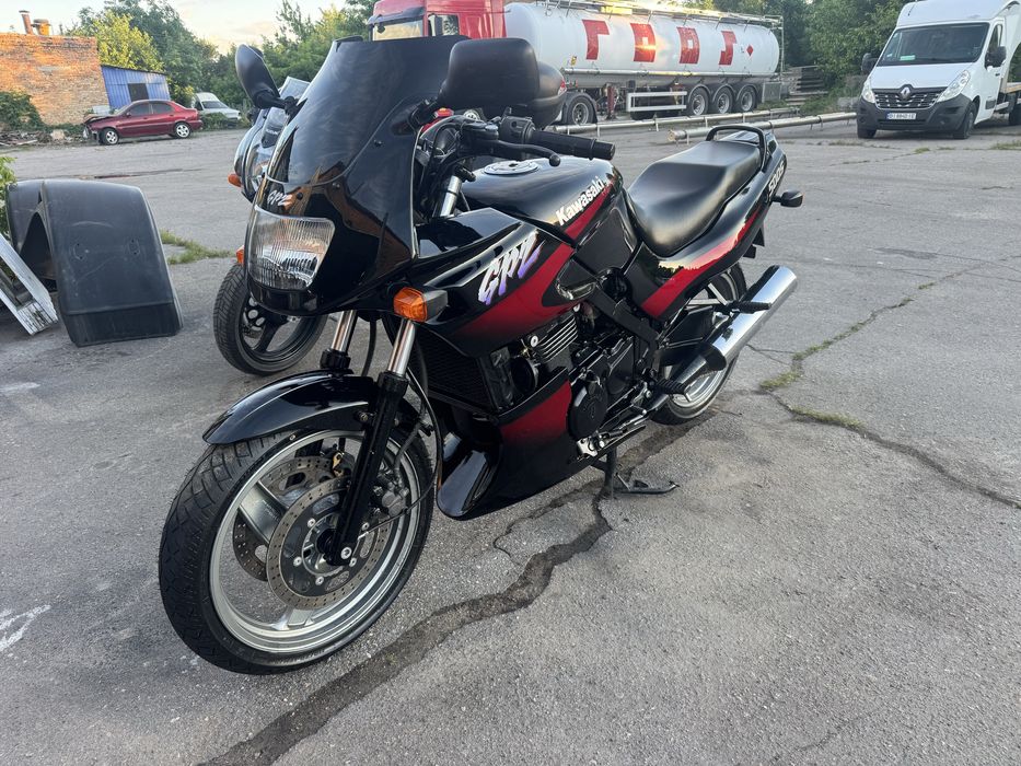 Продам мотоцикл KAWASAKI GPZ 500