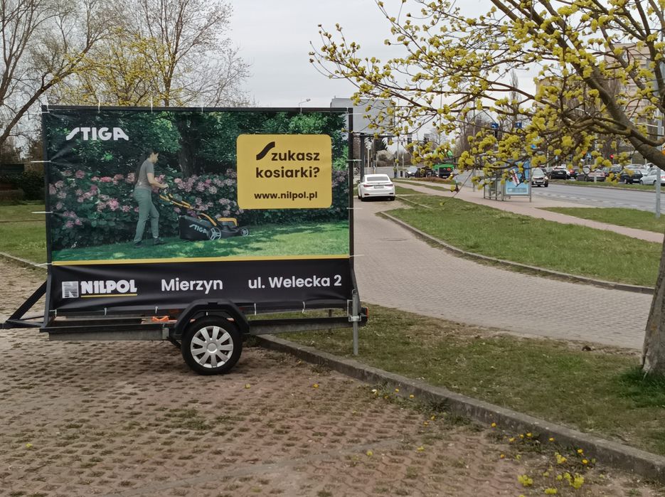 Przyczepa reklamowa