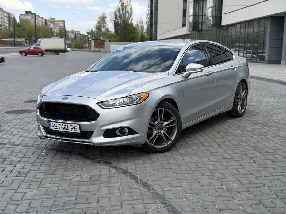 Ford Fusion  Titanium