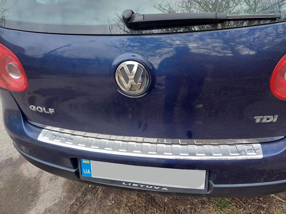 Volkswagen Golf 5 2003-2009 рр. Накладки на задній бампер Carmos (нерж.) SW