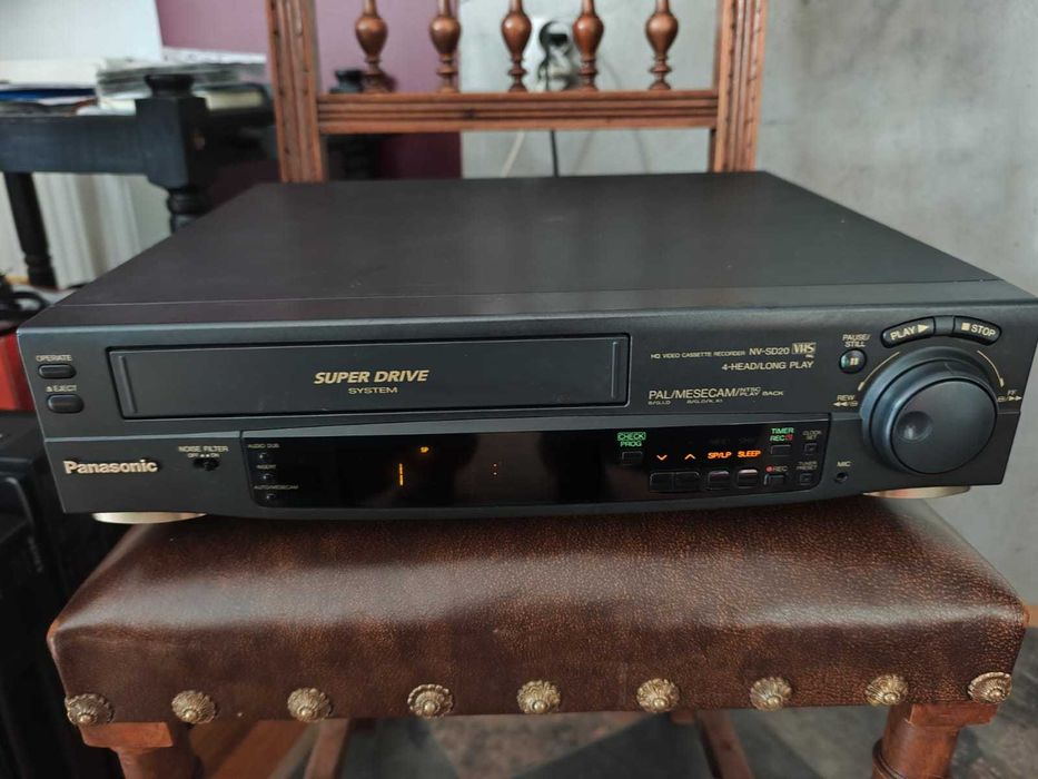 Magnetowid odtwarzacz VHS Video Panasonic NV-SD20 sprawny