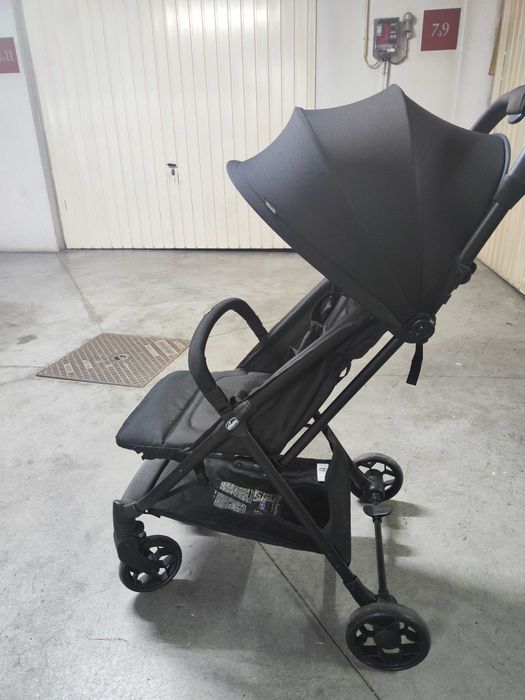 Carrinho de Bebé Chicco Urbino Preto