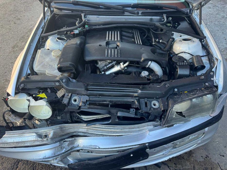 BMW 320D de 2000 , 136CV Para Peças REF Motor - M47D20 / 204D1